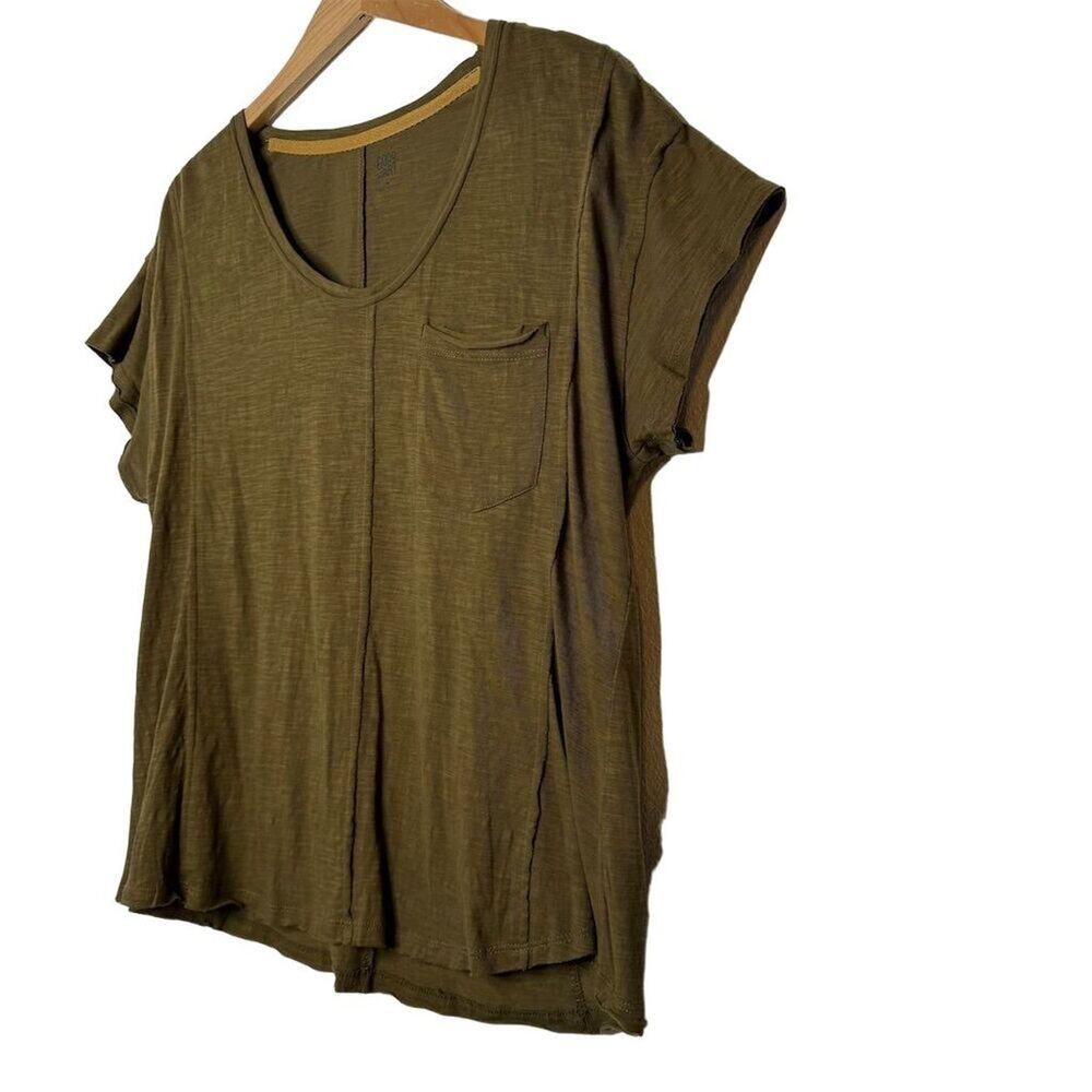 Good Hart Womens V-Neck Tee Size Medium Olive Green Cotton‎ Normcore Mori Girl - Picture 9 of 16